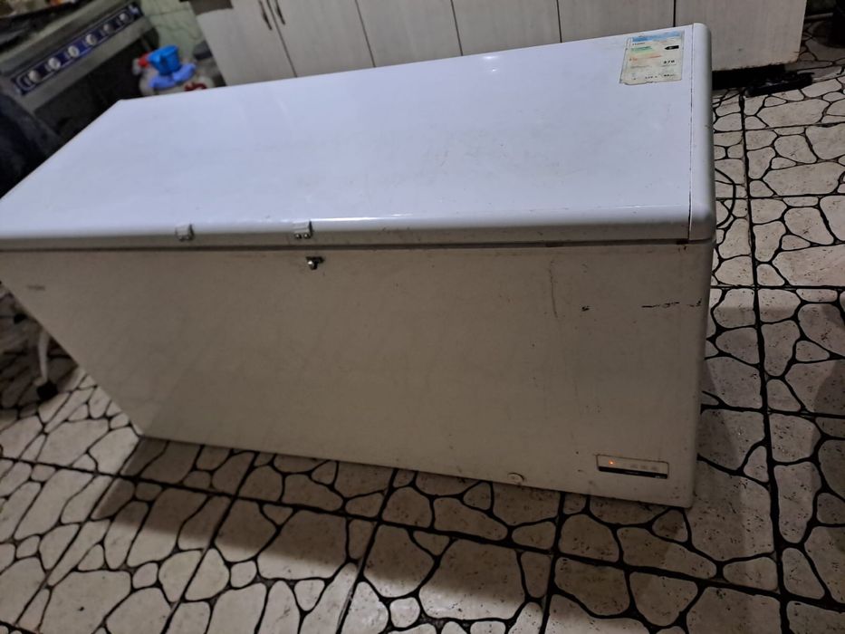 холодильник и морозильник  сатылады!