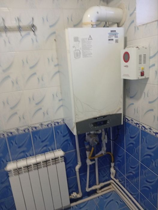 Манеж ениндо 3 каватда 3 хонали кв сотилади