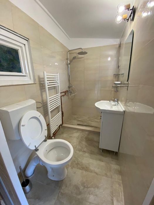 Cabană de închiriat