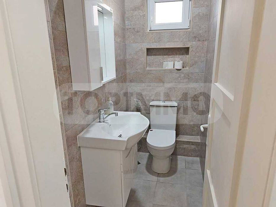 Дава се под наем Офис в Варна, Гръцка махала - 100 кв.м за 1097.01 € - Снимка #15