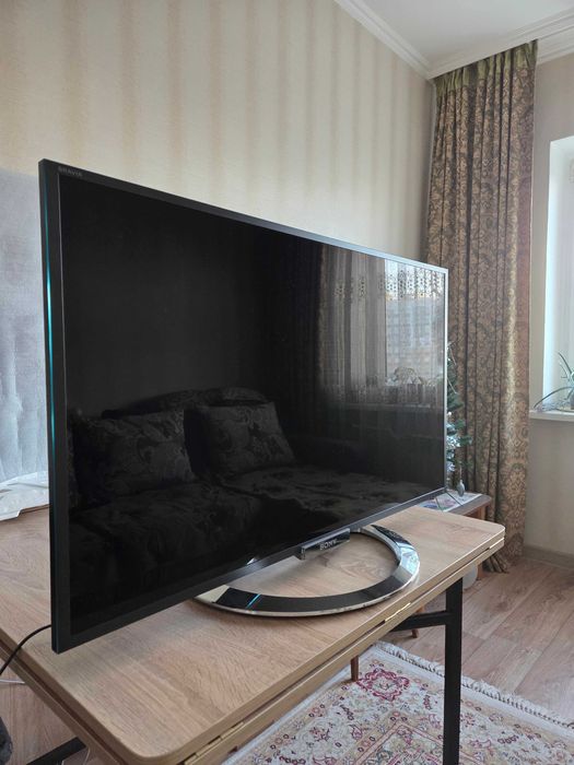 Телевизор SONY KDL-40W905A.