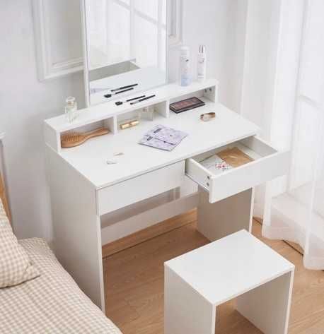 НОВО! Козметична бяла тоалетка със стол и огледало