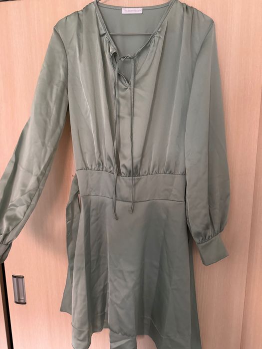 Рокля (чисто нова)