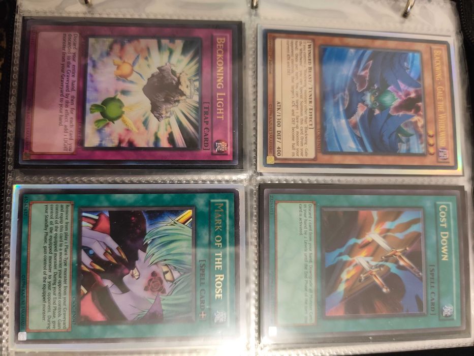 Продавам Yu-Gi-Oh карти