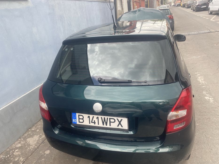 Vand scoda FABIA an 2009 primul propietar  motorul primu 14 e in stare buna