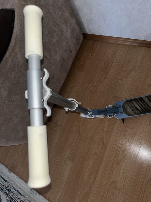 Самокат двухколесный oxelo