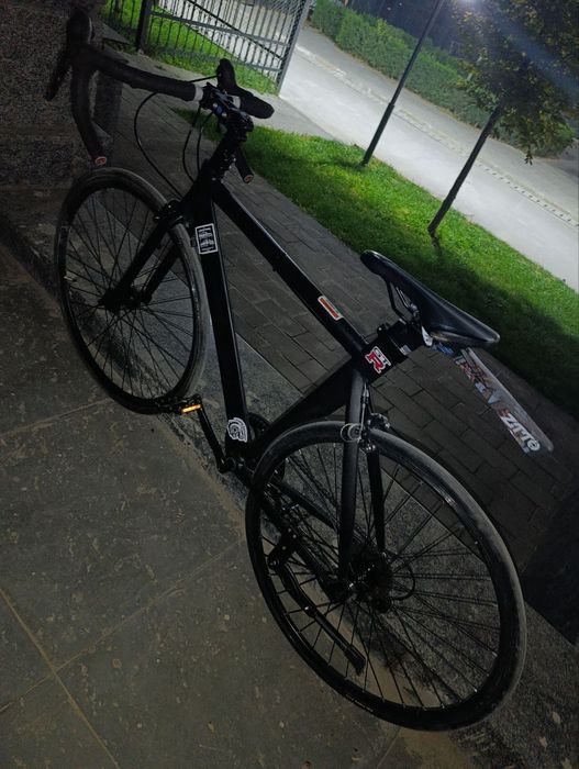 Шоссейный велосипед