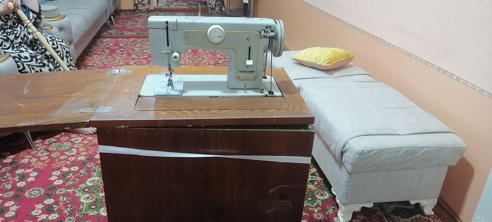 Tikuv mashinasi (Мальва)