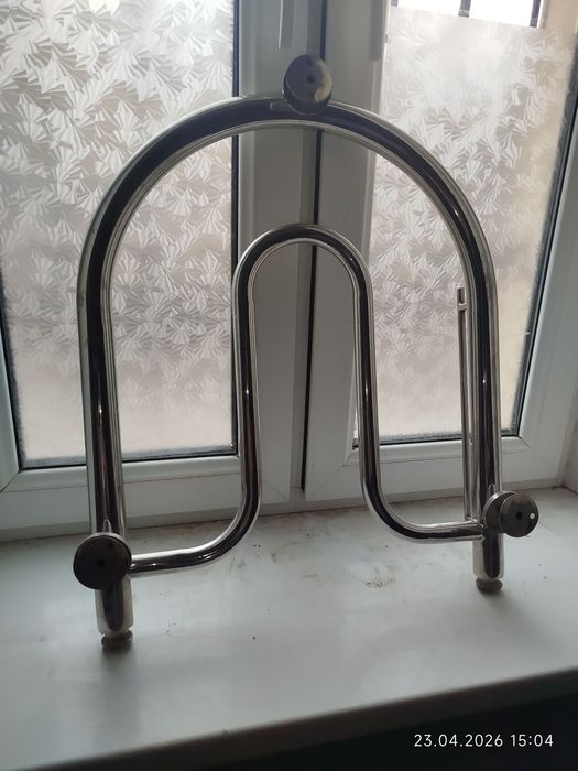 Полотенцесушитель водяной в ванную комнату!  Цена  220.000 торг