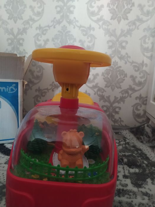 Детская машина ,