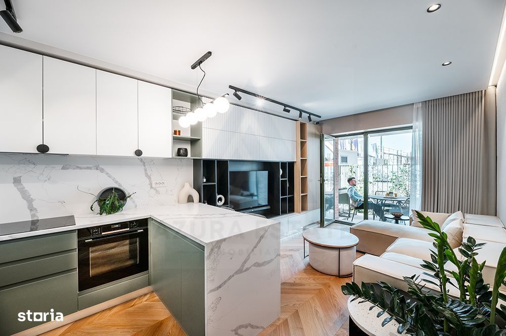 Apartament premium 2 camere vedere spre lac lift si parcare in Tiglari