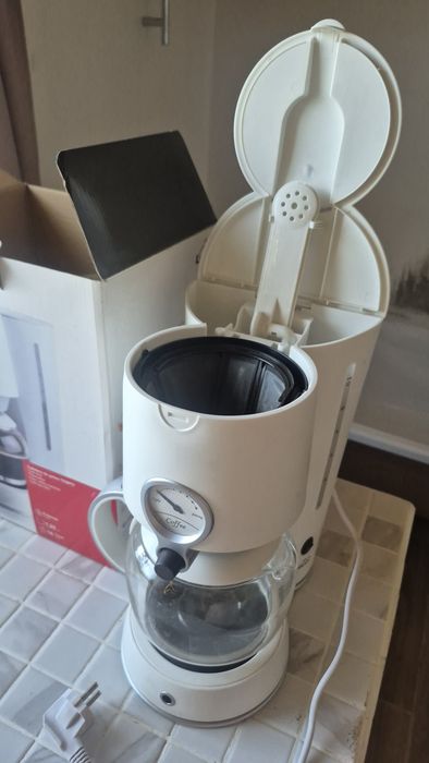 Продам капельную кофеварку