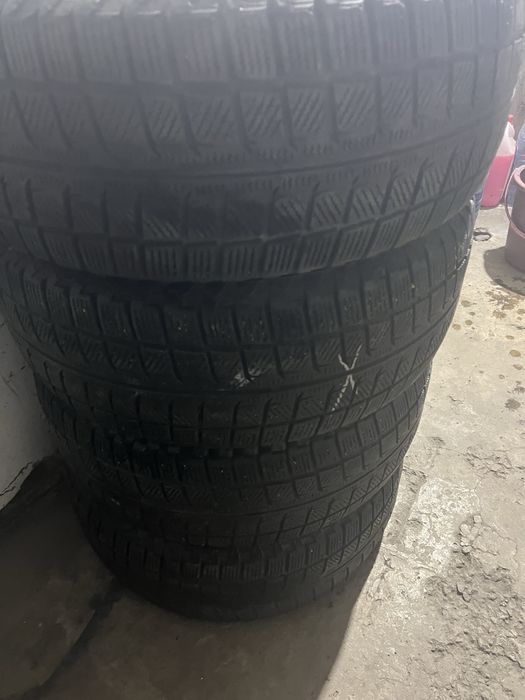 Зимняя резина 225/50/17