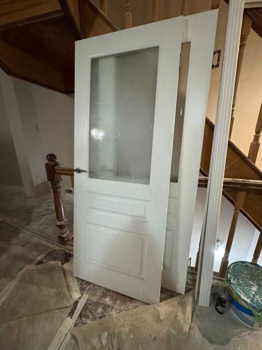 Двери межкомнатные, белые