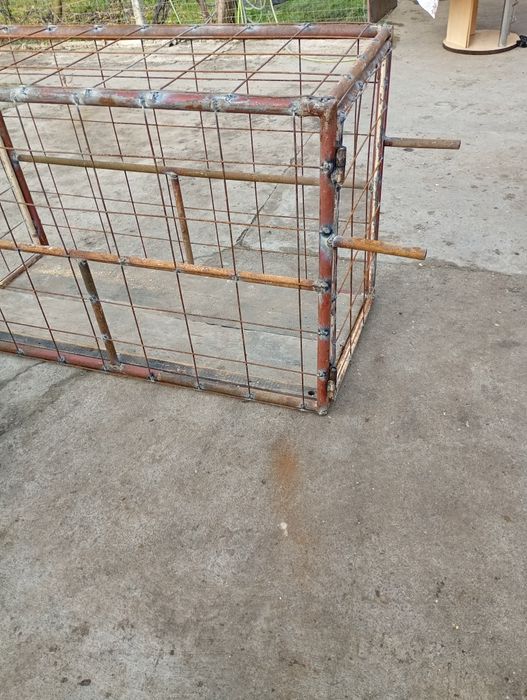 Cușcă transport porci