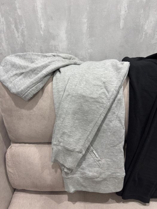 Кофты, худи, свмтшоты