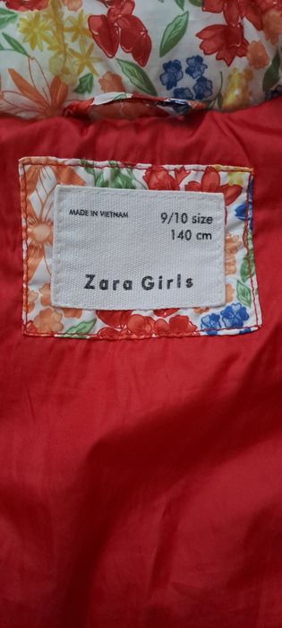 Vesta fetițe Zara
