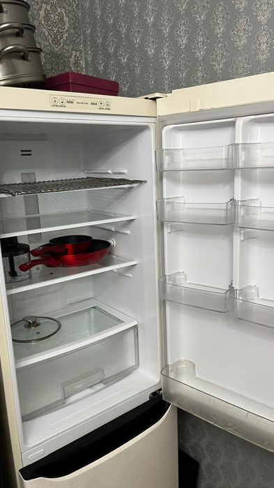 Холодильник LG 190x60