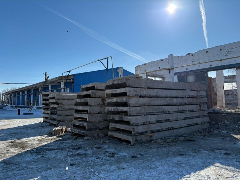 Продам плита перекрытия б\у