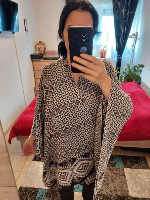 Poncho model casual nou
