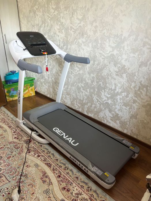 Пылесоc Genau новый