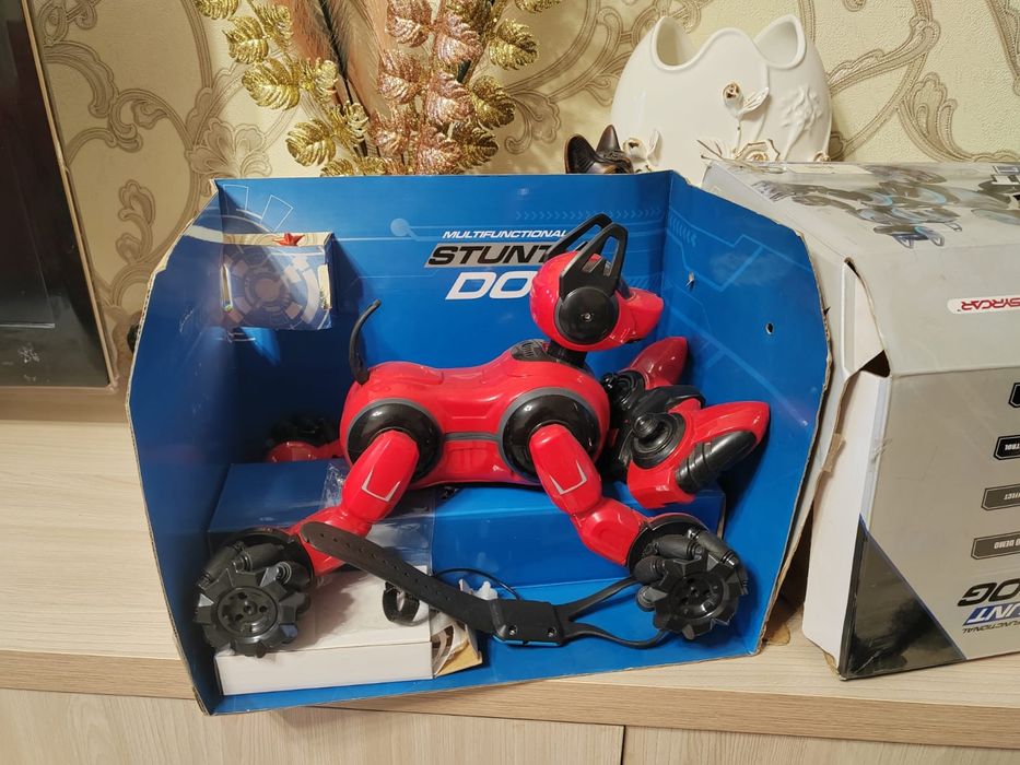 Собака-робот. Состояние новой.