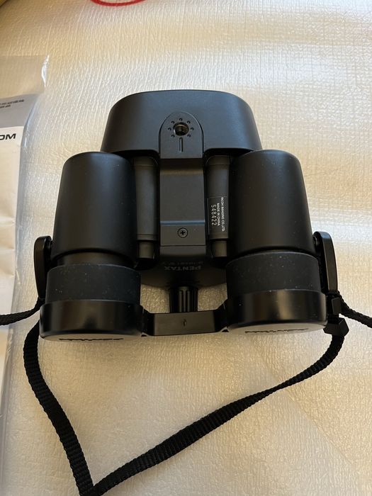 Binoclu Pentax -nou