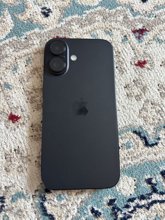 Продам iPhone 16