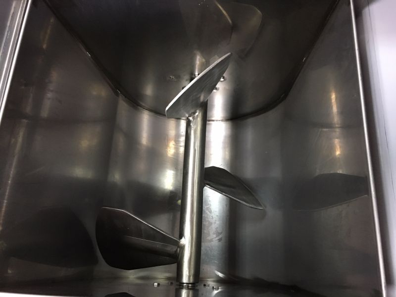 Malaxor carne  automat profesional