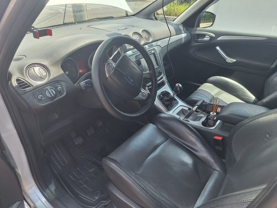 Vând Ford S Max 2011