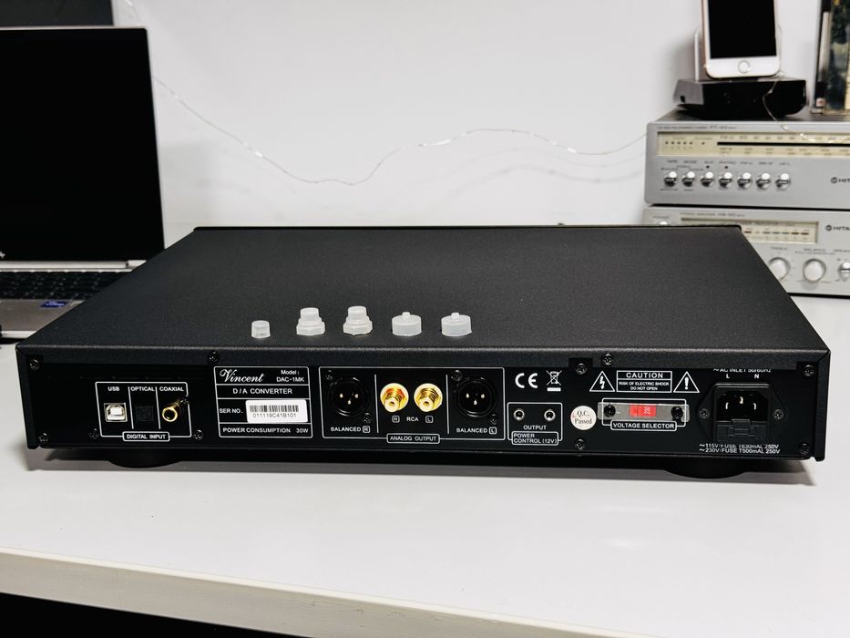 DAC-convertor digital/analogic -NOU- VINCENT DAC-1MK,balanced,optical