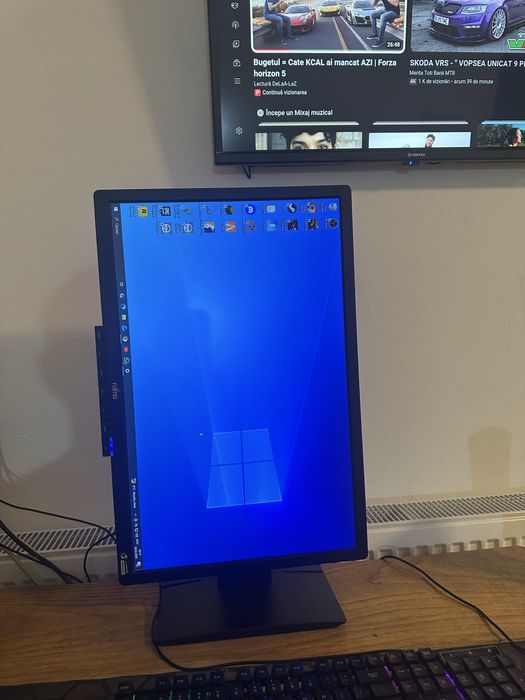 Vând monitor Fujitsu B22W-6 LED proGREEN