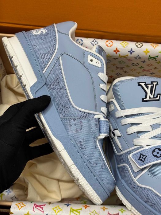 Adidasi Louis Vuitton Trainer Premium