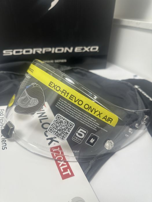 Cască Scorpion EXO R1 Air Onyx Carbon – Mărimea M