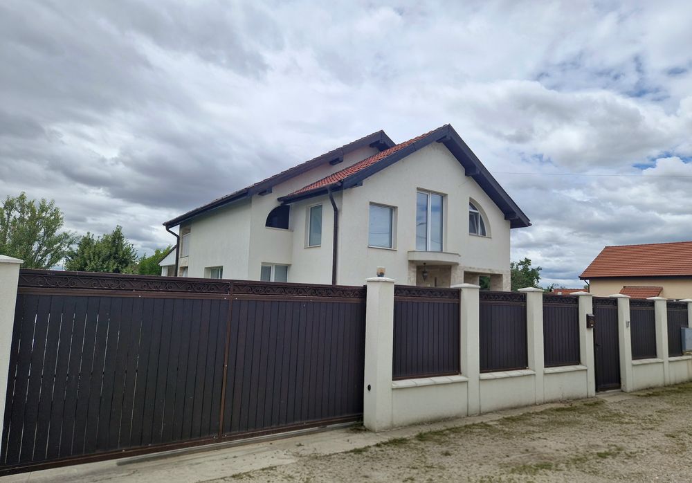 Proprietar- Vând casă Santandrei, complet mobilată și utilată, gata de mutare fără investiții, P+M, 177 mp utili, teren 500mp