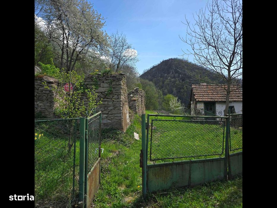 Teren de vis caută proprietar.