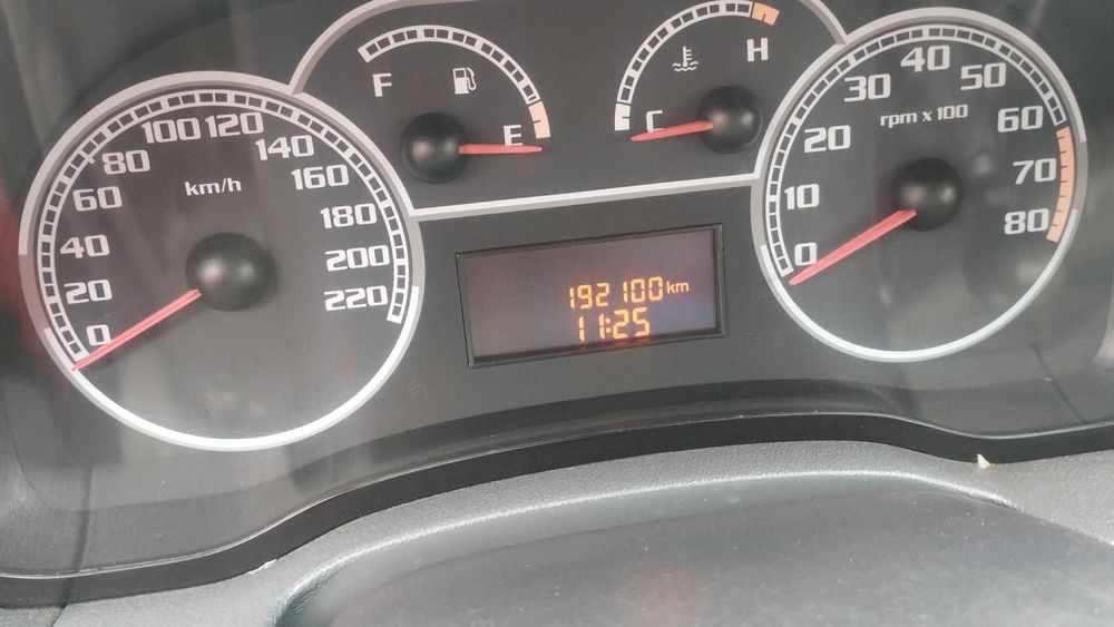 Vand Fiat Albea 2008 pentru piese.