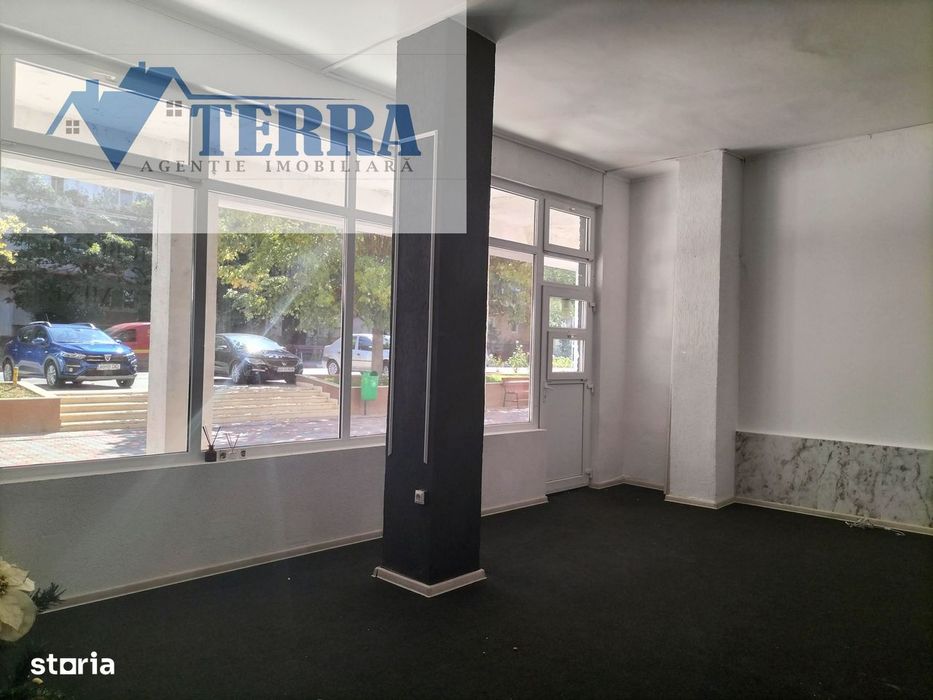 Închiriere spațiu comercial - Central Mioveni, Casa de Cultură