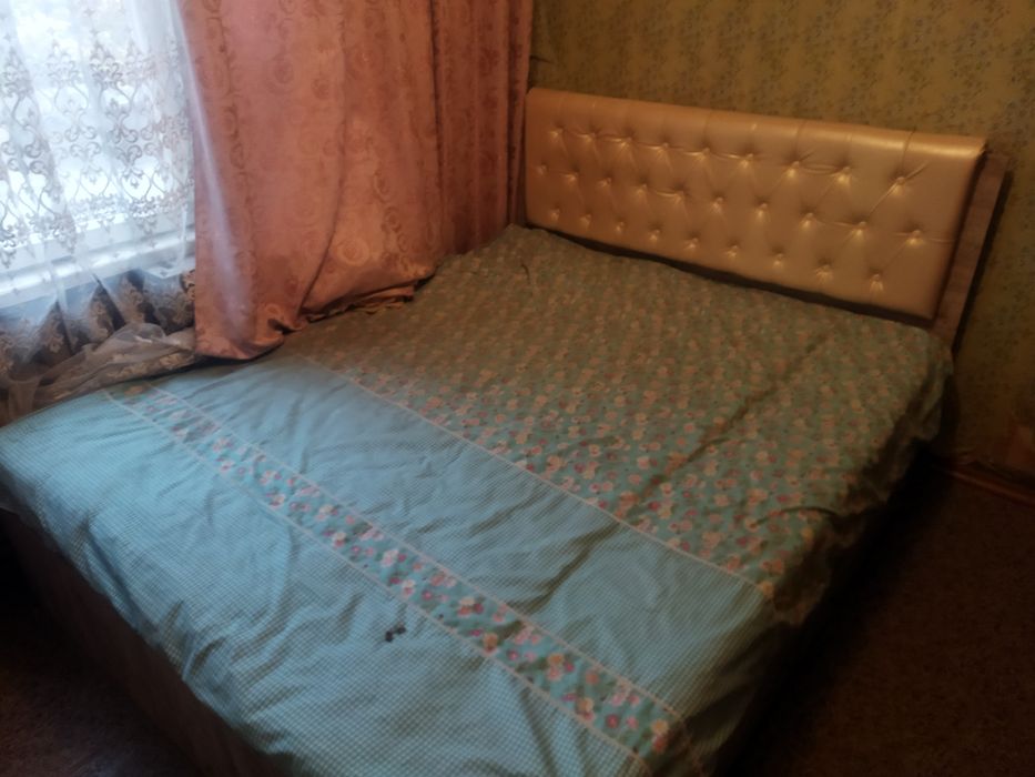Продается двухспальная кровать срочно