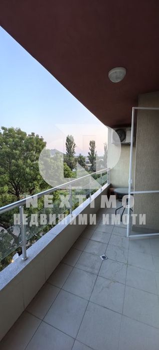 Дава се под наем Тристаен апартамент в Пловдив, Кючук Париж - 110 кв.м за 509.49 € - Снимка #12