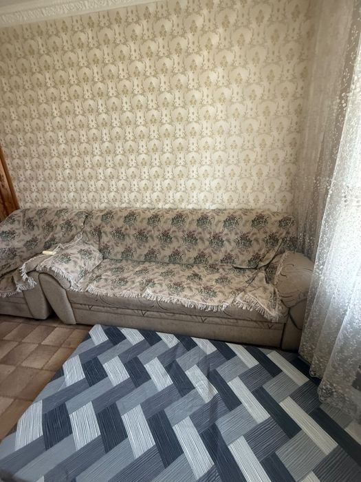 Продам диван и два кресло