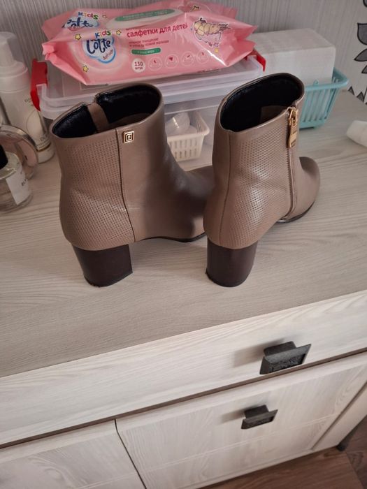 Продам обувь женская