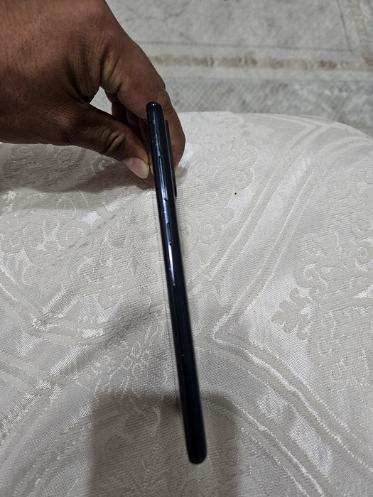 Продам Самсунг с 20 FE б/у