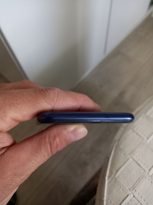 Телефон смартфон Samsung a10