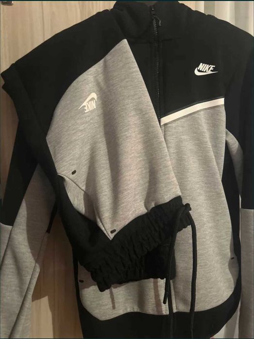 Nike tech -мъжки екип
