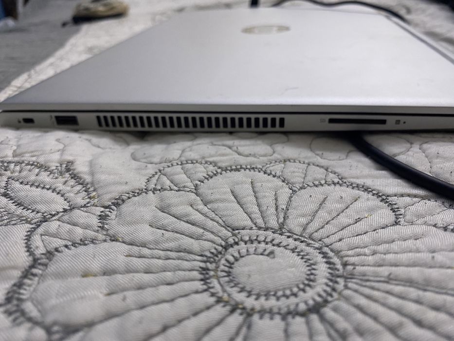 Ноутбук HP450 G6