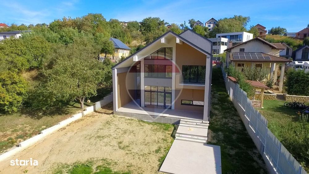 Vilă contemporana cu 6 camere Feleacu.Tavane inalte, 8 Min de oras. 0%