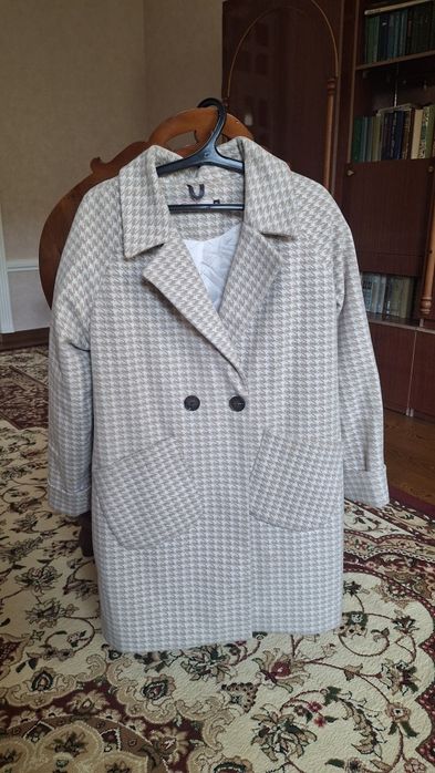 Jigarrang qishki palto