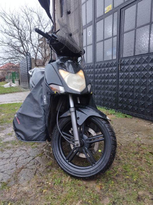 Скутер 49кубика Kymco Agiliti City 50