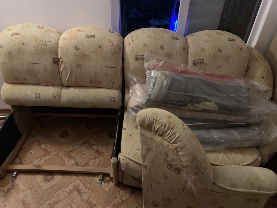 Продается Диван раскладной